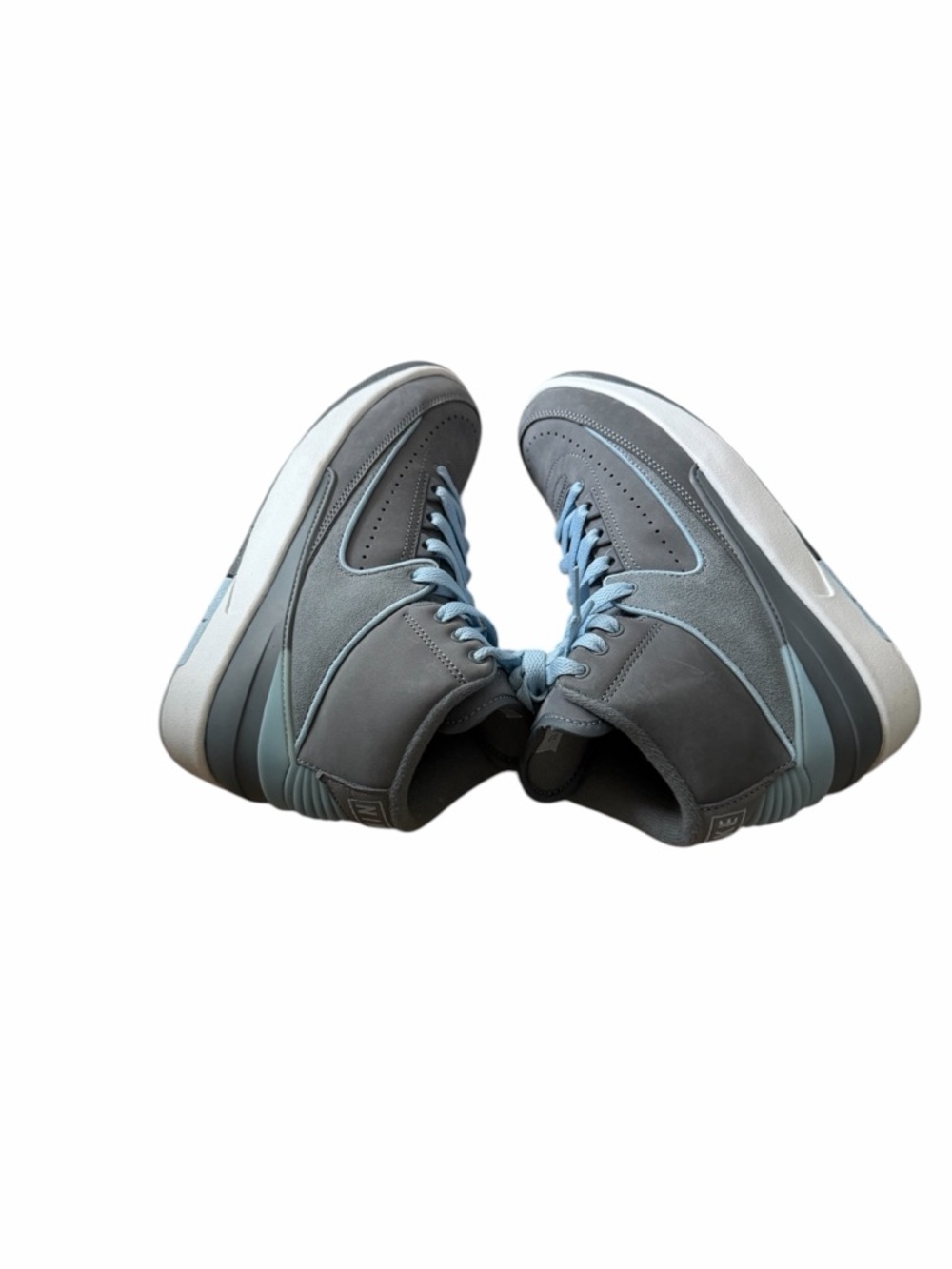 Women’s Jordan 2s